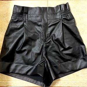 Women’s Zara high waisted medium black pleather shorts